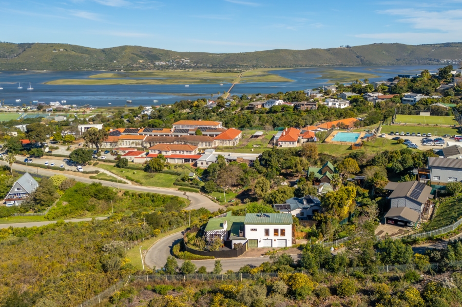 5 Bedroom Property for Sale in Heuwelkruin Western Cape
